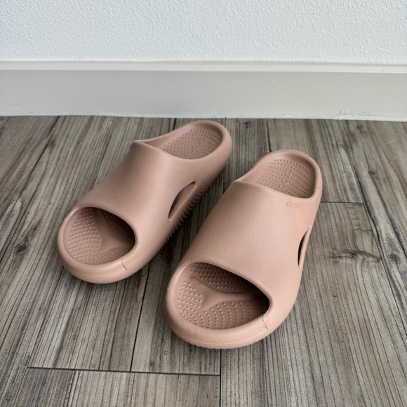 CROCS Blush Pink Slide Recovery Sandals - Picture 1 of 7